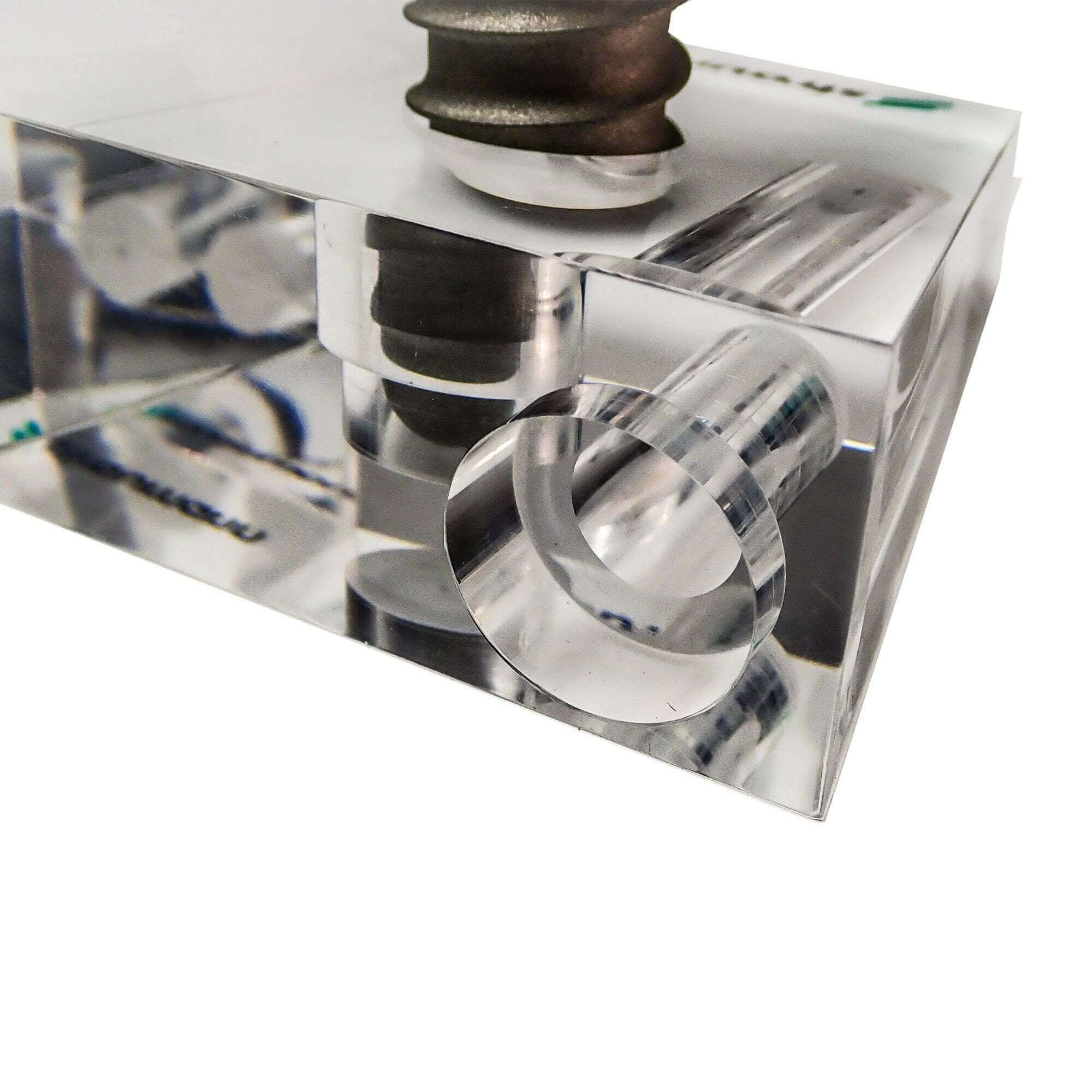 Display for dental implant made of acryl glass